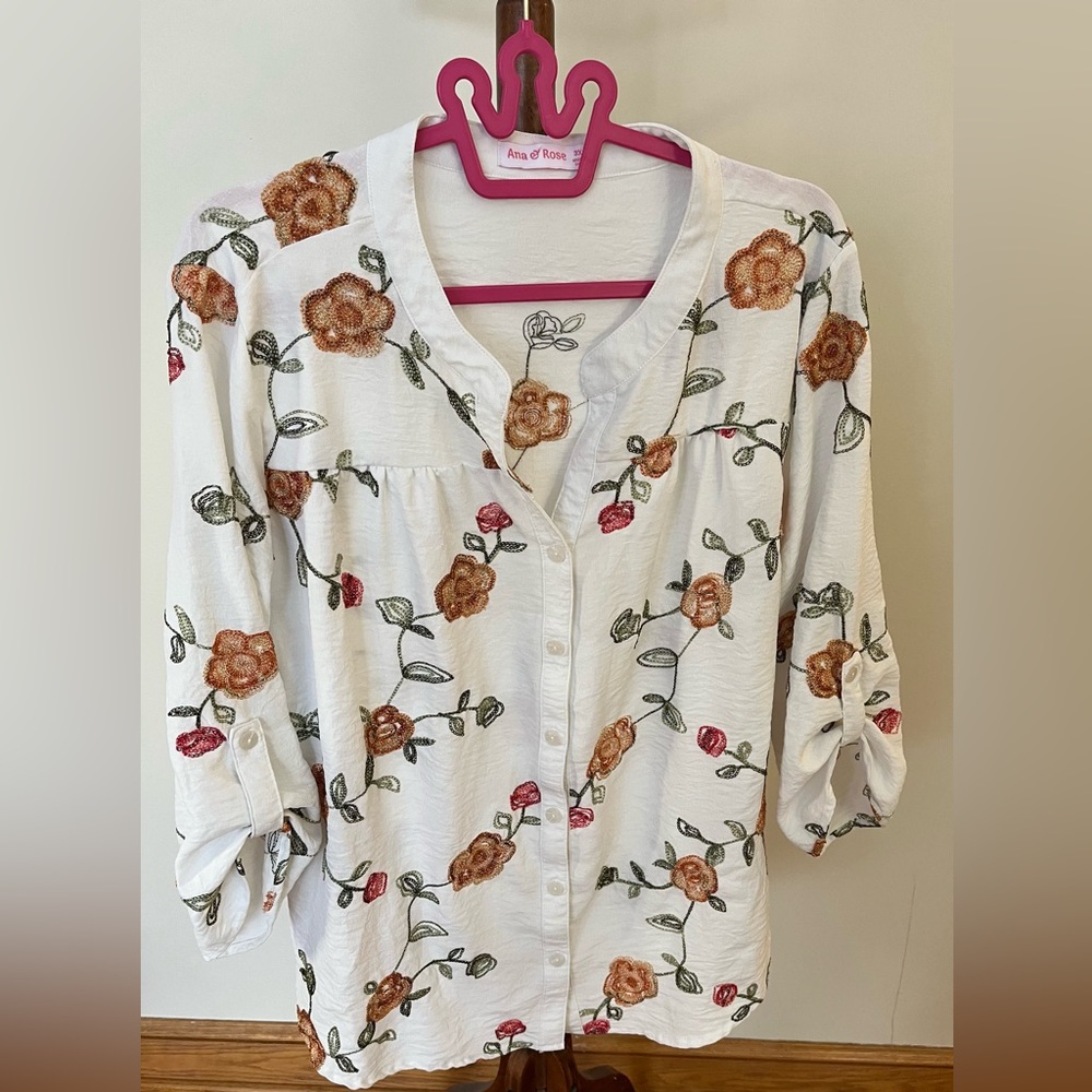 Ana & Rose Floral Embroidered Button-Up Blouse
